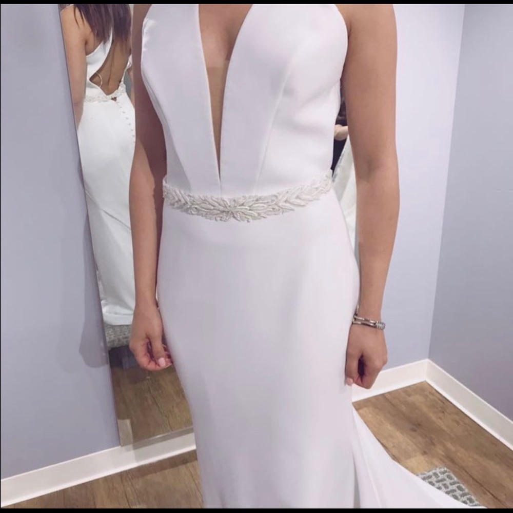 Brand new wedding dress
